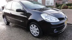 Zwart Gebruikt 2008 Renault Clio R.S. Hatchback | € 2.350 (Eerlijke prijs)