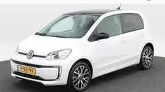 Wit Gebruikt 2021 VW e-up! Style Hatchback | € 15.450 (Eerlijke prijs)