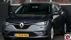 Grijs Gebruikt 2021 Renault Mégane GrandTour Business Stationwagen | € 17.950 (Eerlijke prijs)