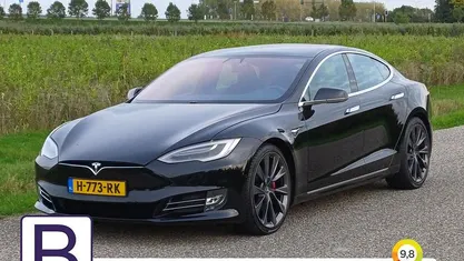 Zwart Gebruikt 2020 Tesla Model S Performance Hatchback | € 39.290 (Eerlijke prijs)