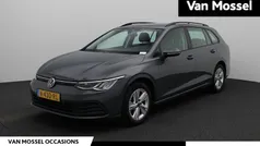 Grijs Gebruikt 2022 VW Golf VIII Life Stationwagen | € 17.400 (Goede deal)