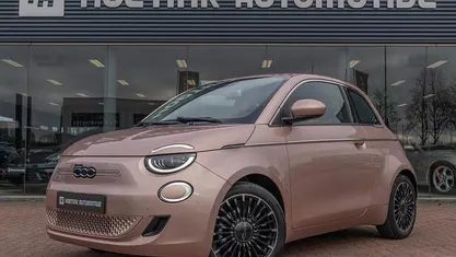 Occasion Fiat 500e La Prima 86 kW (118 PK) 2021 Rood Hatchback