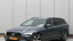 Gebruikt 2022 Volvo V60 Plus Stationwagen | € 38.999 (Eerlijke prijs)
