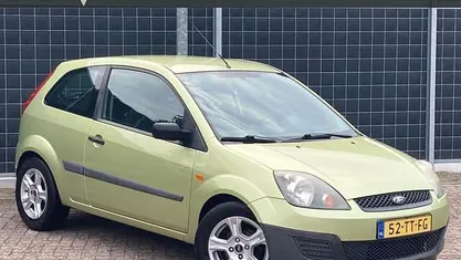 Groen Gebruikt 2007 Ford Fiesta Hatchback | € 1.650 (Eerlijke prijs)