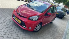 Rood Gebruikt 2014 Toyota Aygo Hatchback | € 6.450 (Eerlijke prijs)