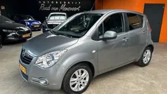Grijs, metallic lak Gebruikt 2011 Opel Agila Edition Hatchback | € 3.650 (Eerlijke prijs)