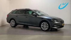 Grijs Gebruikt 2020 Skoda Superb Business Line Stationwagen | € 22.850 (Eerlijke prijs)