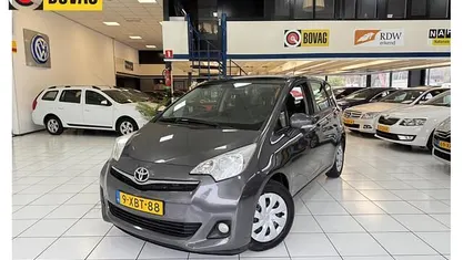 Occasion 2014 Toyota Verso-S MPV | € 9.950 (Eerlijke prijs)