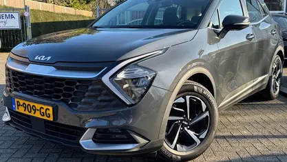 Grijs Occasion 2022 Kia Sportage SUV | € 24.950 (Goede deal)