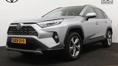 Grijs Gebruikt 2019 Toyota RAV4 Hybrid Executive SUV | € 31.940 (Eerlijke prijs)