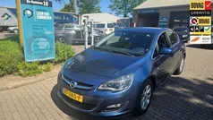 Blauw Gebruikt 2014 Opel Astra Design Edition Hatchback | € 5.995 (Eerlijke prijs)
