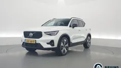 Wit Gebruikt 2022 Volvo XC40 Plus SUV | € 36.900 (Eerlijke prijs)