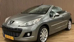 Grijs Gebruikt 2012 Peugeot 207 CC Griffe Cabriolet | € 4.445 (Eerlijke prijs)