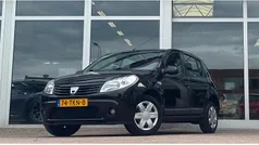 Gebruikt 2012 Dacia Sandero Hatchback | € 3.194 (Eerlijke prijs)