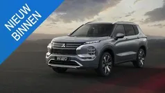 Gebruikt 2025 Mitsubishi Outlander Instyle SUV | € 58.990 (Eerlijke prijs)