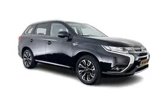 Zwart Gebruikt 2015 Mitsubishi Outlander Edition SUV | € 12.945 (Eerlijke prijs)