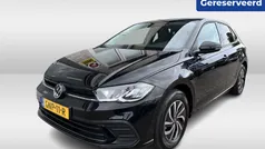 Zwart Gebruikt 2024 VW Polo Edition Hatchback | € 25.950 (Eerlijke prijs)