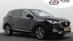 Zwart, metallic lak Gebruikt 2022 MG EHS Comfort SUV | € 22.950 (Goede deal)