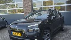 Zwart Gebruikt 2015 Citroën C4 Cactus Feel Hatchback | € 8.195 (Eerlijke prijs)