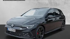 Zwart Gebruikt 2023 VW Golf VIII GTD Sedan | € 40.851 (Eerlijke prijs)
