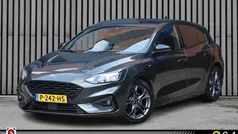 Grijs Gebruikt 2018 Ford Focus Business Edition Stationwagen | € 13.995 (Eerlijke prijs)