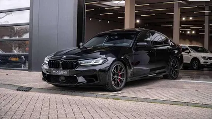 Zwart (metallic) Occasion 2023 BMW M5 Competition Edition Sedan | € 119.995 (Eerlijke prijs)