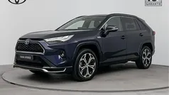 Donker blauw metallic Gebruikt 2023 Toyota RAV4 Plus SUV | € 51.945 (Eerlijke prijs)
