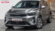 Grijs Gebruikt 2023 Kia Stonic SUV | € 20.895 (Eerlijke prijs)