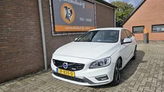 Gebruikt 2016 Volvo V60 Business Edition Stationwagen | € 7.445 (Eerlijke prijs)