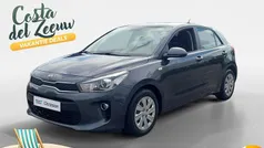 Grijs Gebruikt 2017 Kia Rio Turbo Hatchback | € 10.945 (Eerlijke prijs)