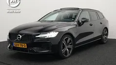 Gebruikt 2022 Volvo V60 R-Design Stationwagen | € 40.740 (Eerlijke prijs)