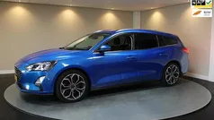 Blauw (metallic) Gebruikt 2020 Ford Focus Business Edition Stationwagen | € 13.940 (Eerlijke prijs)