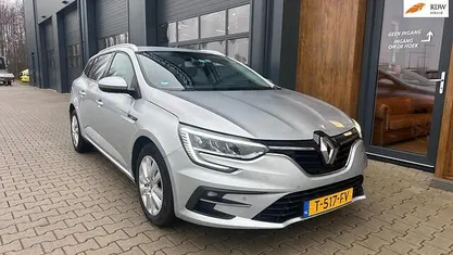 Occasion Renault Mégane GrandTour Equilibre 140 PK (102 kW) 2023 Grijs Stationwagen