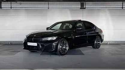 Occasion 2025 BMW 320e M Sport Stationwagen | € 45.900 (Eerlijke prijs)