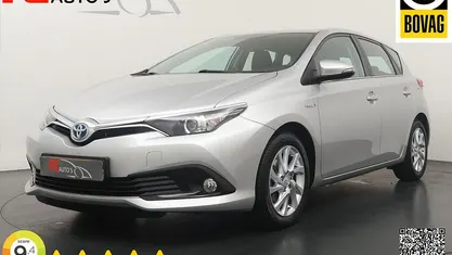 Grijs Occasion 2016 Toyota Auris Hybrid Hatchback | € 10.745 (Eerlijke prijs)