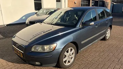 Blauw Gebruikt 2007 Volvo V50 Stationwagen | € 2.750 (Eerlijke prijs)