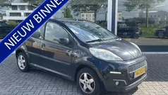 Zwart Gebruikt 2012 Peugeot 107 Active Hatchback | € 2.950 (Eerlijke prijs)