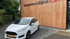 Wit Gebruikt 2017 Ford Fiesta ST-Line Hatchback | € 10.250 (Eerlijke prijs)