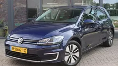 Blauw Gebruikt 2020 VW e-Golf Hatchback | € 12.750 (Eerlijke prijs)