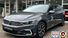 Grijs Gebruikt 2021 VW Passat GTE Stationwagen | € 22.400 (Eerlijke prijs)