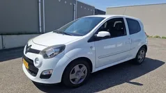 Wit Gebruikt 2013 Renault Twingo Collection Hatchback | € 3.750 (Eerlijke prijs)