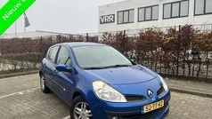 Gebruikt 2007 Renault Clio II Dynamique Hatchback | € 1.649 (Eerlijke prijs)