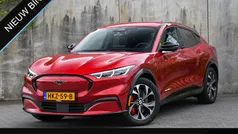 Rood Gebruikt 2025 Ford Mustang Mach-E Extended Range SUV | € 47.500 (Eerlijke prijs)