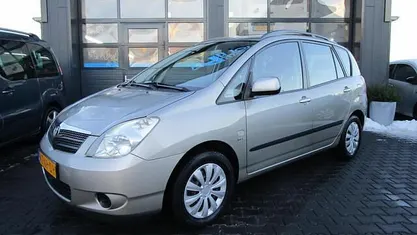Grijs Occasion 2004 Toyota Corolla Verso Terra MPV | € 2.950 (Eerlijke prijs)