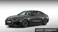 Grijs Gebruikt 2024 BMW 420 M Sport Coupé | € 54.900 (Eerlijke prijs)