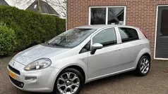 Gebruikt 2016 Fiat Punto Lounge Hatchback | € 5.950 (Eerlijke prijs)