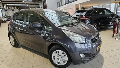 Grijs Occasion 2013 Kia Venga Plus Hatchback | € 8.350 (Eerlijke prijs)