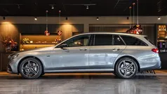 Grijs Gebruikt 2020 Mercedes 300 Business Stationwagen | € 29.945 (Goede deal)
