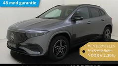 Grijs, metallic lak Gebruikt 2025 Mercedes EQA250+ AMG line SUV | € 43.945 (Super prijs)
