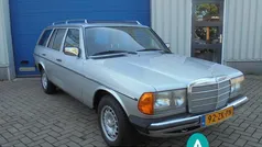 Mercedes 230